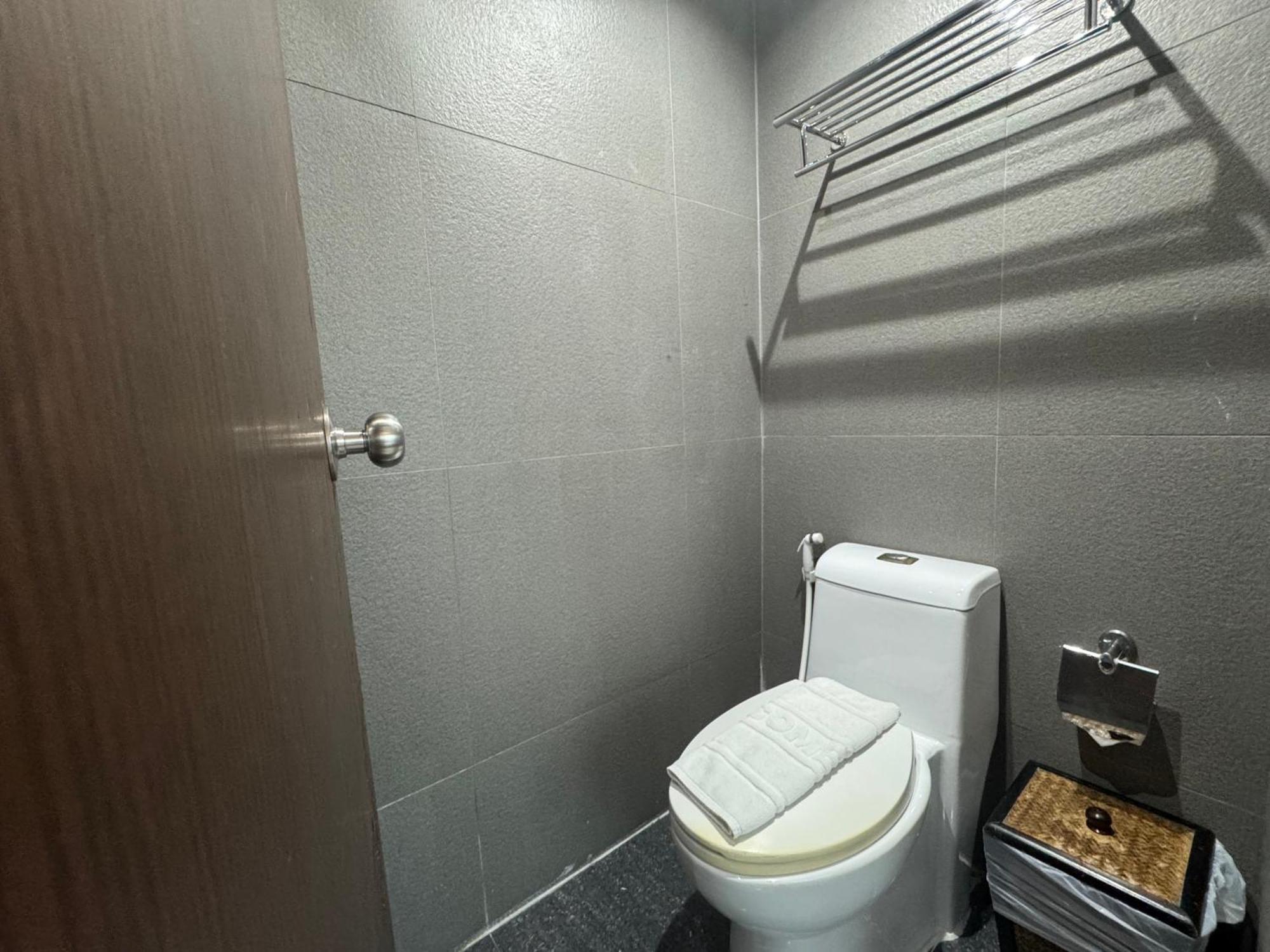 Deluxe Single Room