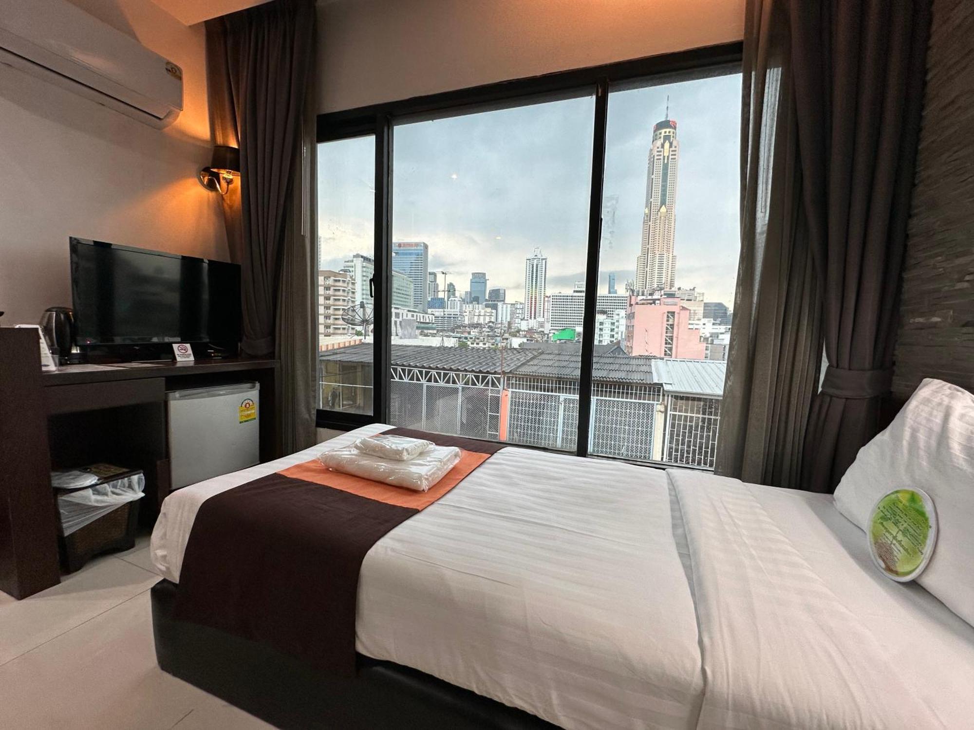 Deluxe Single Room